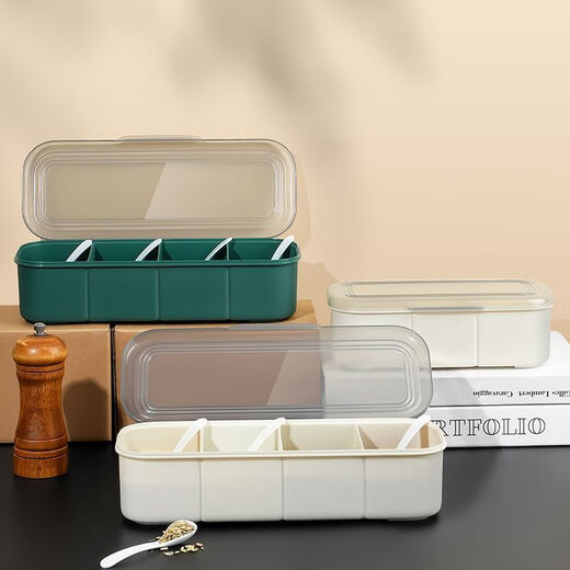 Fat Donglai seasoning box in one multi-compartment kitchen salt shaker combination set household seasoning bottle jar with spoon white four compartments in one free spoon