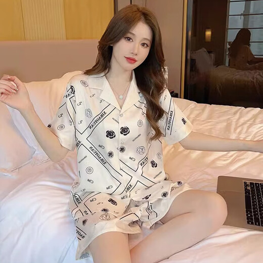 Yalu letra estampada de hielo seda de seda de manga corta juego para mujeres verano 2025 nuevo traje de casa de verano