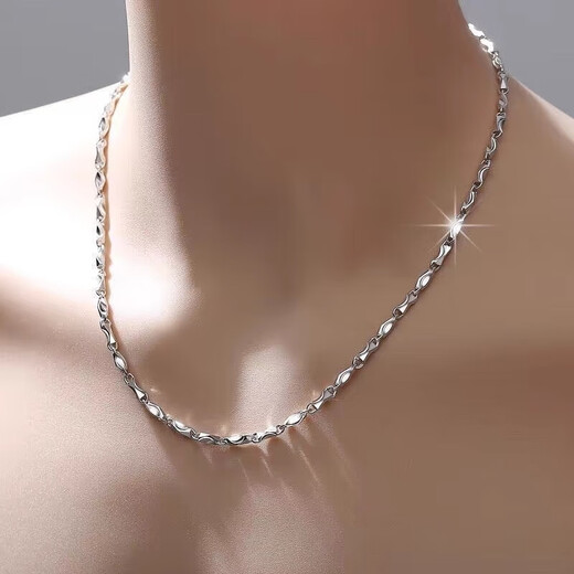 Model photo of Lao Phoenix 999pt950 platinum necklace for men and women ingot chain 18 necklace moissanite diamond clavicle necklace boyfriend gift platinum ingot chain for men and women (default length about 55cm 22.8g limited to 10% off)