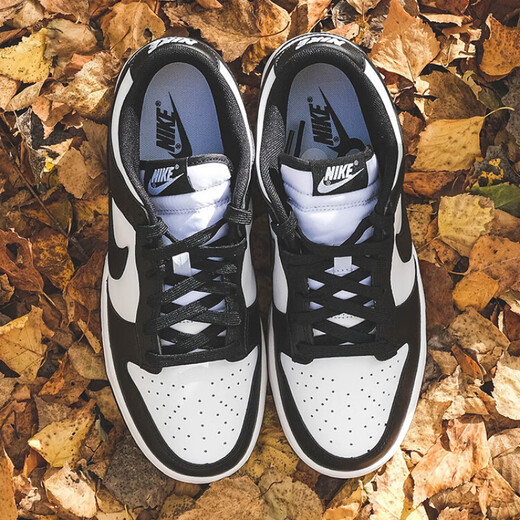 
Nike (NIKE) Dunk Low 'WhiteBlack' Black and White Panda Shoes DD1391-100 DD1503-101 [Women's Model] 40.5 Authentic product supports identification