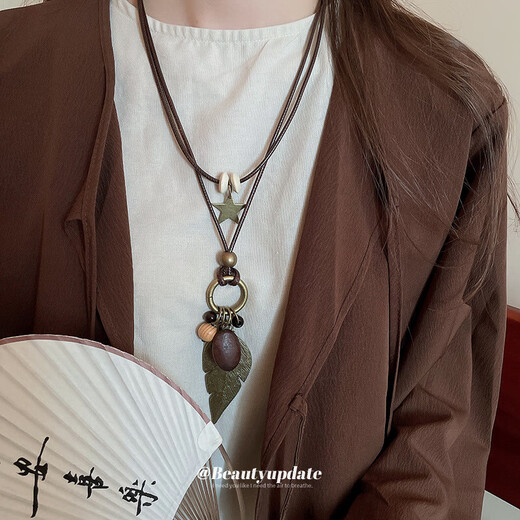 Medieval style artificial wood geometric pendant necklace bohemian style clavicle chain retro personality jewelry for women Necklace - gold - coffee color