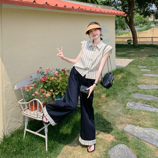 La frígida de La Chapelle y la camisa a rayas cocidas con luz 2025 Summer Nuevo traje de pantalones de pierna ancha para mujeres set de dos piezas de verano y de moda (recomendado 105 Jin [Jin equivale a 0.5 kg])