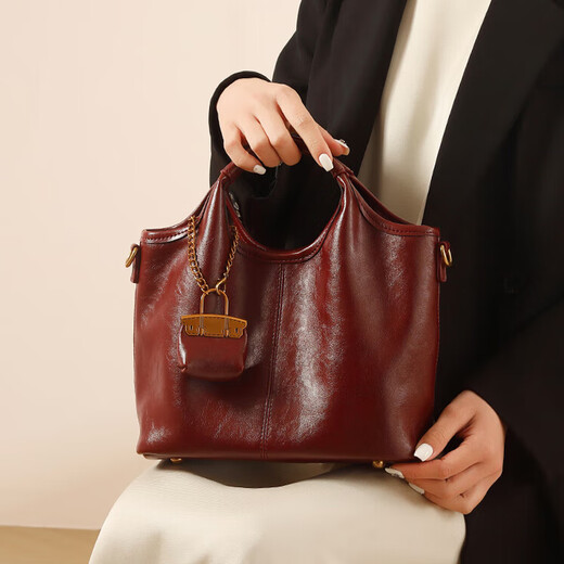 Miss Meow red bridal wedding bag engagement handbag women's new high-end new year gift for mother bag Ancora red + exquisite bouquet (red wedding bag bridal bag can be used daily)