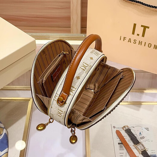 
ESDS Hong Kong genuine leather bag women's bag 2025 new light luxury high-end owl cartoon small round bag retro shoulder bag off white (counter gift box set)