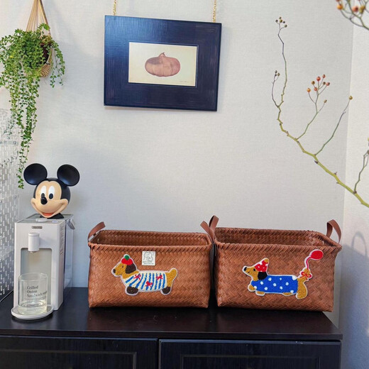 Yonghuan Panier de rangement tissé à la main Imitation Snack Roard Panier de rangement de jouets Multi-fonction Ornements de rangement ajout de la saucisse 3884cm
