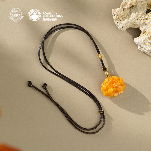 Potala Palace beeswax carved pendant for men and women 925 silver six-character mantra bead Tibetan amber necklace birthday gift beeswax carved pendant