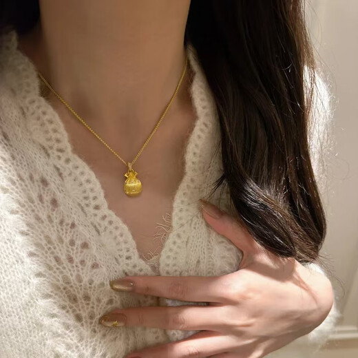 Chili ancient gold-plated silver necklace for women, brushed fat lucky diamond pendant, small lucky bag, money bag, Valentine's Day gift for girlfriend, lucky bag pendant, free chain