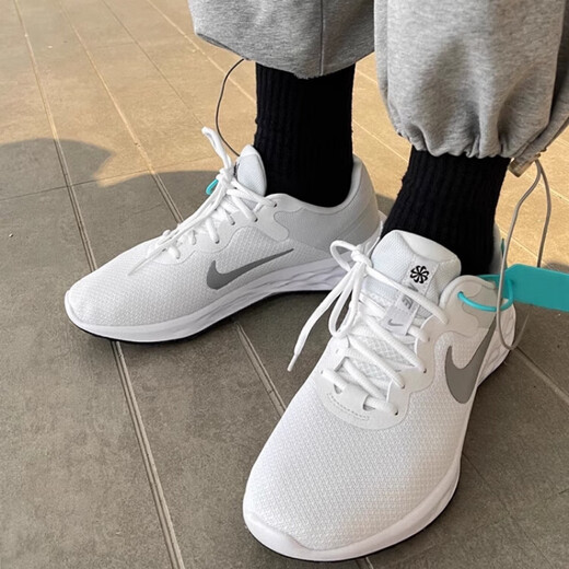 Nike (Nike) Revolution 6 trendige atmungsaktiv