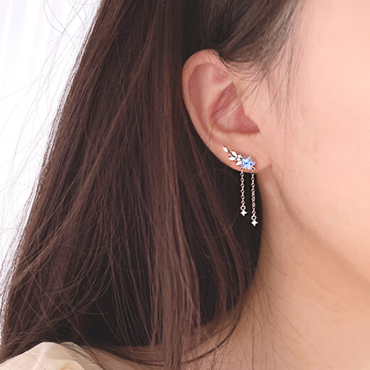 Lao Fengxiang Earrings Women's Silver Earrings Earrings 2025 New Light Luxury Niche High-end Girl Birthday Gift Ladies Girlfriend L-E26 Meteor Shower Earrings-925 Silver