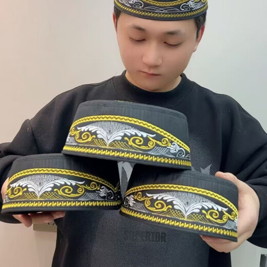 Gisailun Hui Men's Hat Worshiping Men's Boutique Embroidered Ethnic Minority Xinjiang Hat Flat Top Embroidered Centimeter Brown Color 58