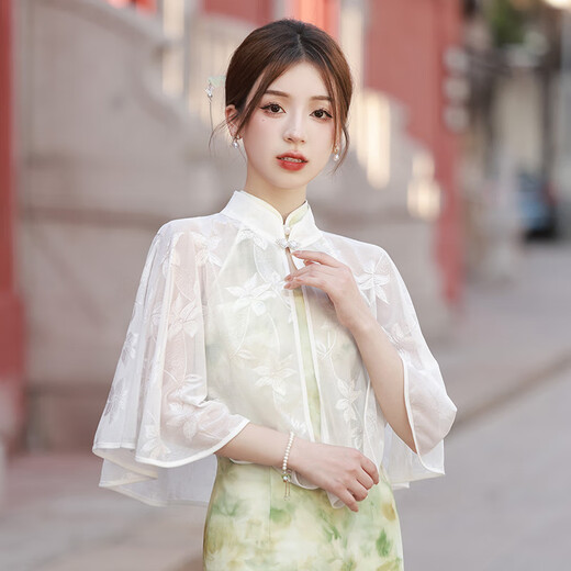 Cheongsam -Schal mit Retro literarisch vielseitigem Mant