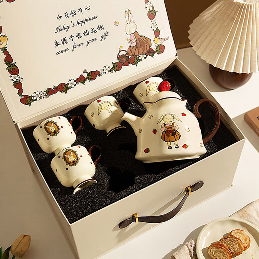 Modern Housewife Hera Rabbit Tea Set Tea Kettle Tea Water Separator Housewarming New Home Gift Ceramic Kettle Tea Cup Hera Rabbit One Pot Four Cups + Tray - Strawberry Style, 950ml