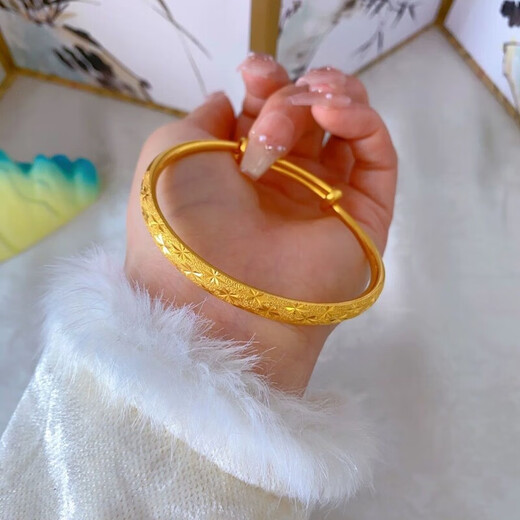 Authentic Fengxiang real gold 18K bracelet for women Hong Kong gold 18K baby's breath bracelet Valentine's Day gift for wife and mother 38g baby's breath bracelet (gives ring)