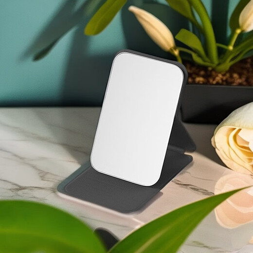 Mini simple makeup mirror for broken hair and hair accessories, convenient storage for carrying at any time for dressing, small folding mirror, pink folding mirror - 1 piece