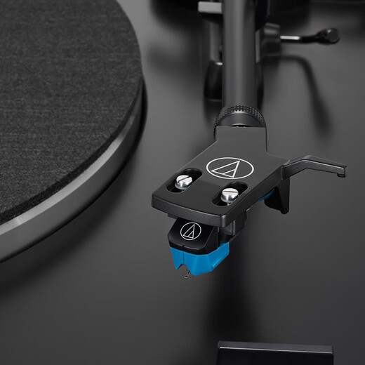 Audio-technica AT-LP3XBT automatic wireless belt-driven LP vinyl record player gramophone built-in phono stage Bluetooth/wired output direct connection to active speakers LP3XBT black