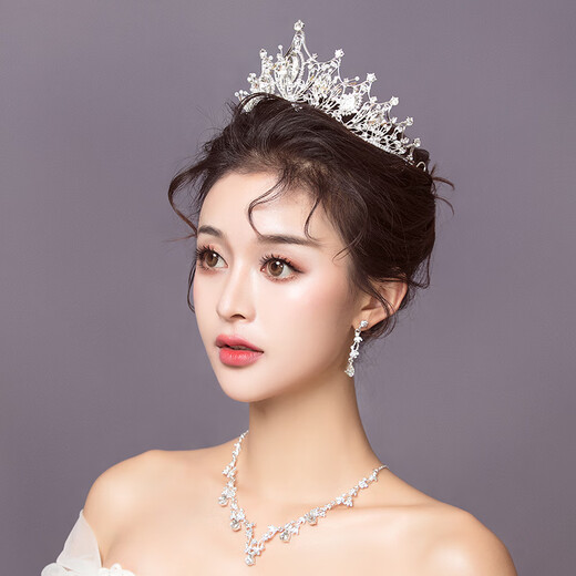 YIBIY Bridal Wedding Headwear Crown Necklace Earring Three-piece Set New Dress Veil Accessories Atmospheric Crown Hair Accessories Women Golden Crown [Simple Clothing]