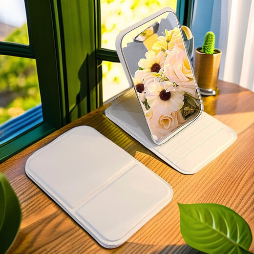 Mini simple makeup mirror for broken hair and hair accessories, convenient storage for carrying at any time for dressing, small folding mirror, pink folding mirror - 1 piece