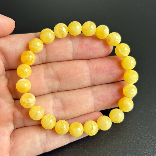 Yuzhi 1 item, 1 certificate, 1 shot, natural Russian raw ore, unoptimized beeswax bracelet, amber bracelet, bead diameter 8.3mm, hand circumference 16cm, 7.06g G669