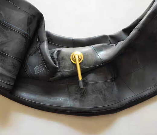 Litian automobile inner tube, agricultural truck butyl rubber 500/600/650/700/825-12-13-14-15-16-20 butyl inner tube 700/650R15 long mouth