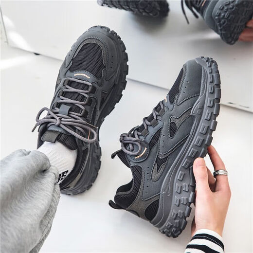 Chaussures masculines Huilirui en été Nouveau style Breatch Men's Construction Site de construction Travail antidérapant Protection de travail résistant au travail Chaussures Sports de papa