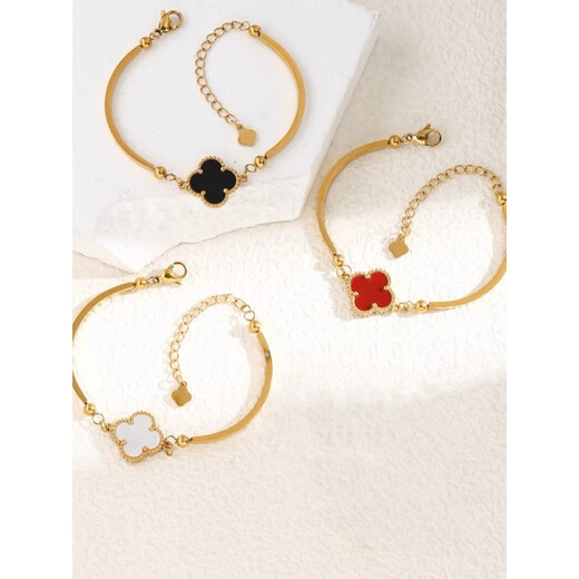 ANST Old Phoenix Gold Store's popular double-sided four-leaf clover bracelet is a gift for your girlfriend, a light luxury gold-plated 18K gold-plated titanium steel bracelet, black