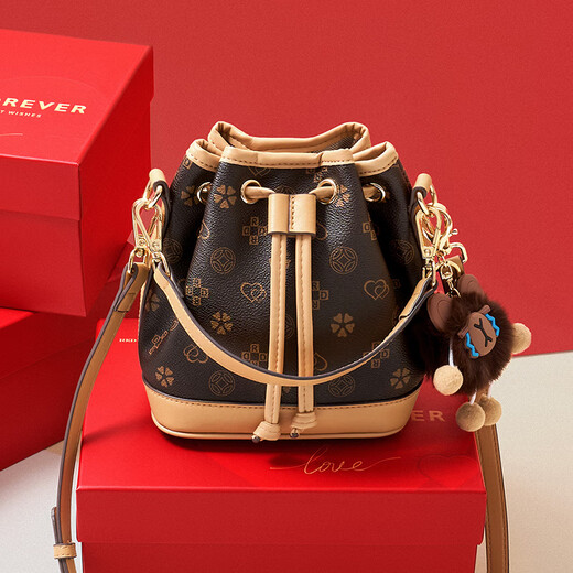 Red Dragonfly Bag Women's Bag 2025 New Bucket Bag Crossbody Single Shoulder Handbag Bag Gift Gift Box for Girlfriend's Birthday Gift Box