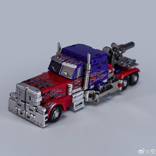 摆烂toys柱子BLT01公路宗师经典配色复仇卡车变形玩具 摆烂 柱子 拆封后不退不换，想好下单