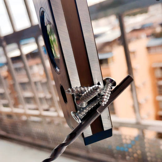 Folding strong magnetic high-precision aluminum alloy level mini lightweight flat ruler retractable small portable measuring ruler 460-600mm strong magnetic type