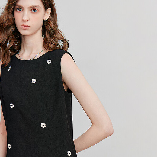 Diseño de empalme chuyu Flor de flores bordadas Falda de chaleco sin mangas para mujeres 2025 Summer NUEVO VESTO PEQUEÑO NEGRO M