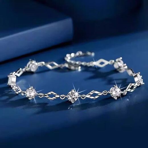 Nilan Fat Donglai's same style pt950 platinum bracelet Pt950 girls platinum 18 diamond bracelet for girlfriend's birthday lover Lianxinzhilian (white diamond)