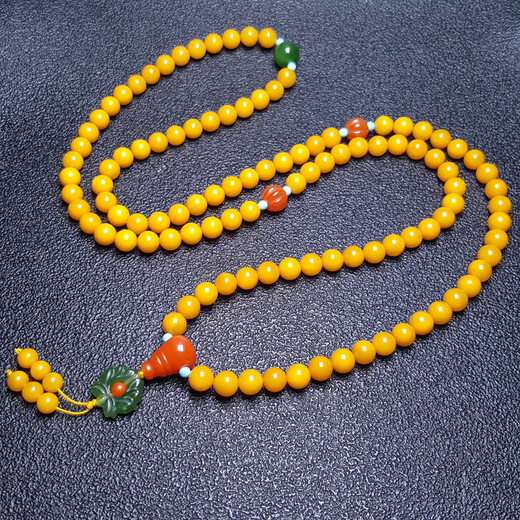 Muhuanchun old beeswax bracelet 108 Buddha beads multi-circle bracelet bracelet necklace lanyard chicken oil yellow sweater chain Russian amber diameter about 6 mm 20 grams