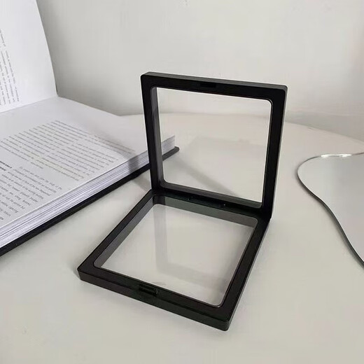 Forest style blue crystal butterfly pendant necklace for women, light luxury and super fairy, high-end sweet and cool necklace gift box for girlfriend Blue crystal butterfly necklace, gift box for girlfriend