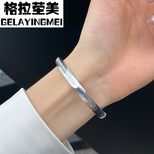 Gralammei pt950 platinum sparkling cat eye fixed mouth bracelet as a gift for your girlfriend. Platinum jewelry bracelet, fashionable and simple. 54 rings of gold weighing about 22.5g.