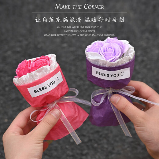 Hao Fanjie Pocket Blumenstrauß Mini Kleine Blumenstrauß Blumen Rosen getrocknete Blumen gefälschte Blumen Lehrer Tag Geschenke Meeting Blumen Drei rosa Rosen