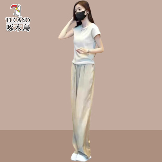 Woodpecker-Sommer-Outfit mit einem kompletten Satz modischer Internet-Celebrity Street-Modetrends in diesem Jahr, die beliebten Slim-T-Shirts dieses Jahres, zweiteilige Aprikosen-Farbhose M.