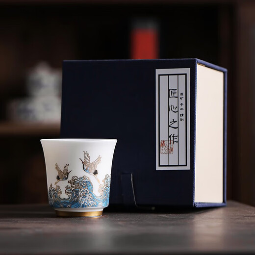 Xianghe Guanhai Tea Cup Master Cup Large Single Dehua White Porcelain Mutton Fat Jade Kung Fu Tea Set Tea Cup Xianghe Guanhai Dengyun Sukiyaki Master Cup Gift Box-125ml