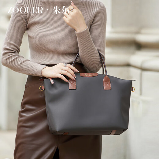 朱尔（ZOOLER）复古包包女士2025新款大容量通勤妈妈包中年轻便上班族手提包 素灰色【复古典雅轻便耐磨防水轻