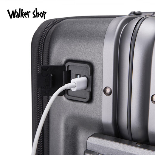 Walker Shop Front Открыть новый чемодан