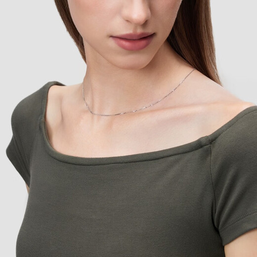 Chow Sang Sang (CHOW SANG SANG) k gold necklace cross cable necklace 18k gold white plain chain clavicle chain 94221N 47 cm