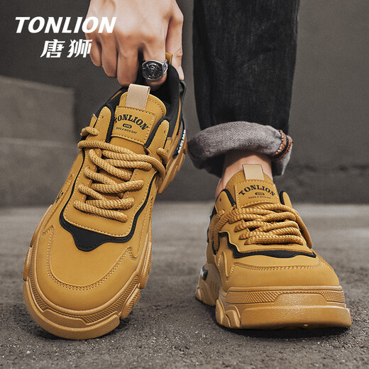 Tonlion Chaussures masculines printemps et d'été Chaussures décontractées à la mode pour hommes Retro Travail Chaussures Mentille Moulonnage Martin chaussures Bottes jaunes Taille 40