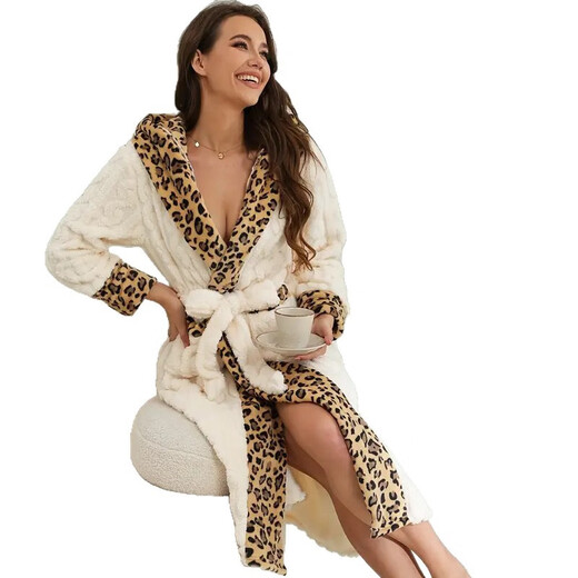 Fat Donglai Yangma’s recommended winter women’s velvet and thickened twist jacquard lace-up nightgown, leopard print splicing solid color, ready for delivery in seconds S