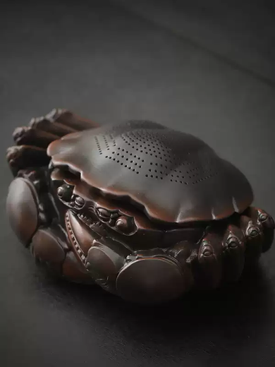 The middle shopkeeper's Purple Pottery Crab Windfall General Tea Pet Tea Strainer Purple Pottery One-piece Filter Set Can Raise Ornaments Household Tea Filter Crab Tea Strainer/Ornament-Purple Pottery