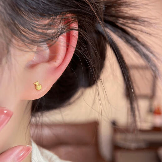 KZD Old Phoenix Full of Blessings Earrings for Women Versatile Niche Gentle Temperament Earrings Earrings Pair of Golden Wealth Characters