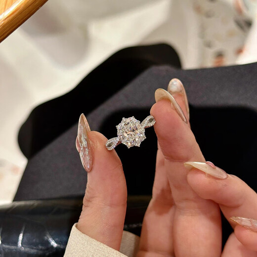 Nilan Fat Donglai's same style pt950 platinum pigeon egg ring 925 silver plated luxury oval moissanite diamond ring women's niche design thickened 1 carat 5*7 moissanite benchmark South African real diamond Hong Kong number 14-15 US size 7