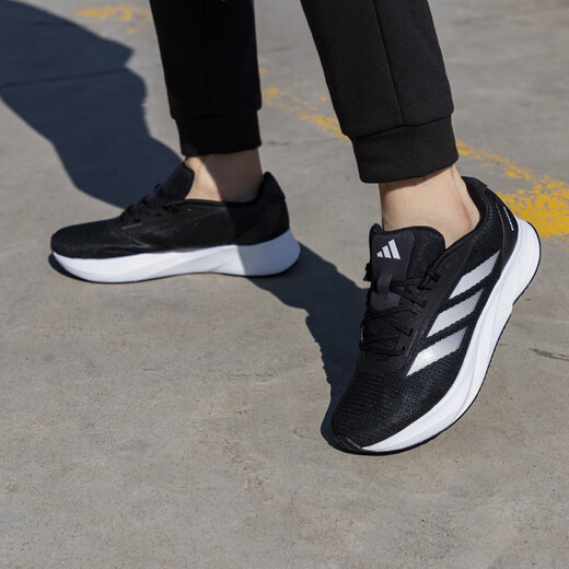
Adidas (adidas) running shoes men's shoes. New autumn mesh commuter sports shoes for students' high school entrance examination physical examination black running shoes ID9849/black/commuting/sports (show photos to be released 10) 40 (245mm)