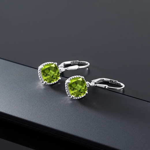 GEM STONE KING colorful gemstone earrings for women summer 925 silver inlaid with 4.9 carat green peridot earrings classic ins trend