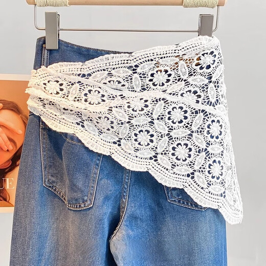 Mingyuegui 2025 spring and summer new style lace butt curtain women's layered triangle skirt, hip-covering skirt and curtain apron, hollow knitted floral leaves, white