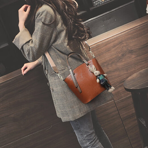 En wie internationale Luxusmarke 2025 Neue Umhängetasche Frauen Crossbody Bag Handtasche Handtasche Echtes Leder großer Kapazitätsschale Retro Brown