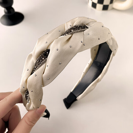 2024 new style high skull black toothed headband for women diamond wide edge braid versatile internet celebrity hair accessories headband new high-definition-drill black