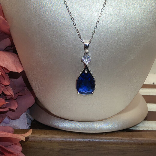 13 carat grade tanzanite pendant white plated 18K gold sapphire pendant set sapphire pendant without chain
